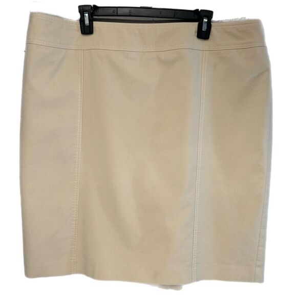 Talbots Cream Pencil Skirt Size 20 Fully Lined Zip Closure Slit on the Back - Picture 1 of 12